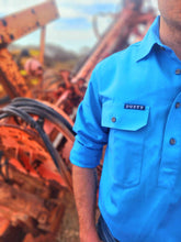 Load image into Gallery viewer, MENS WORKSHIRT | HEAVY | SUMMER SKY BLUE
